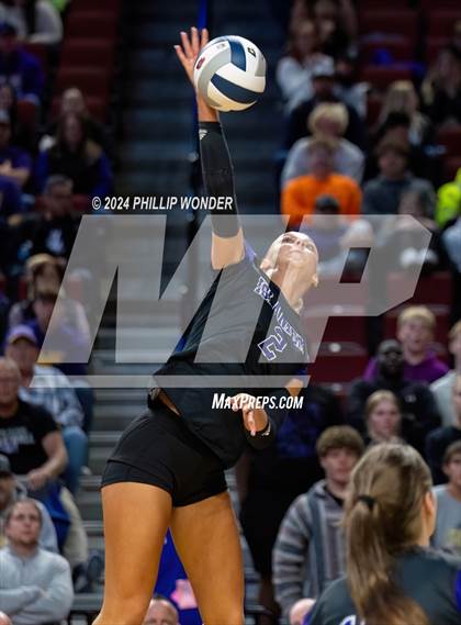 Thumbnail 1 in Omaha Westside vs. Grand Island photogallery.