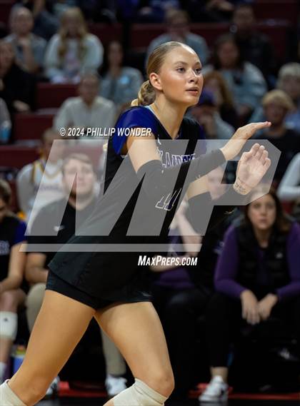 Thumbnail 3 in Omaha Westside vs. Grand Island photogallery.