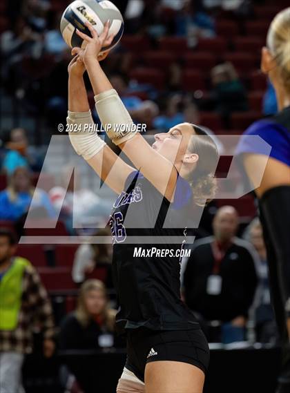 Thumbnail 3 in Omaha Westside vs. Grand Island photogallery.