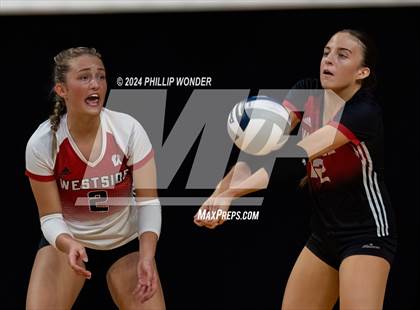Thumbnail 1 in Omaha Westside vs. Grand Island photogallery.