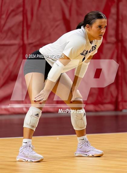 Thumbnail 1 in Omaha Westside vs. Grand Island photogallery.