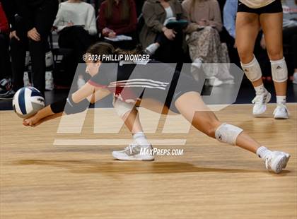 Thumbnail 1 in Omaha Westside vs. Grand Island photogallery.