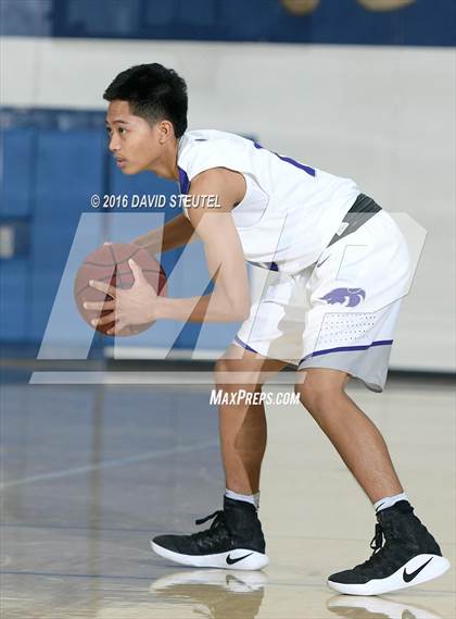 Thumbnail 1 in San Juan vs. Franklin (St. Hope Elite Classic) photogallery.