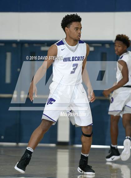Thumbnail 1 in San Juan vs. Franklin (St. Hope Elite Classic) photogallery.
