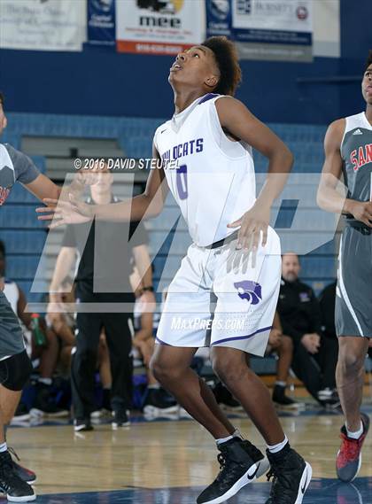 Thumbnail 1 in San Juan vs. Franklin (St. Hope Elite Classic) photogallery.