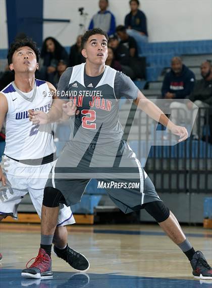 Thumbnail 3 in San Juan vs. Franklin (St. Hope Elite Classic) photogallery.