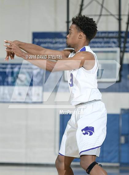 Thumbnail 1 in San Juan vs. Franklin (St. Hope Elite Classic) photogallery.