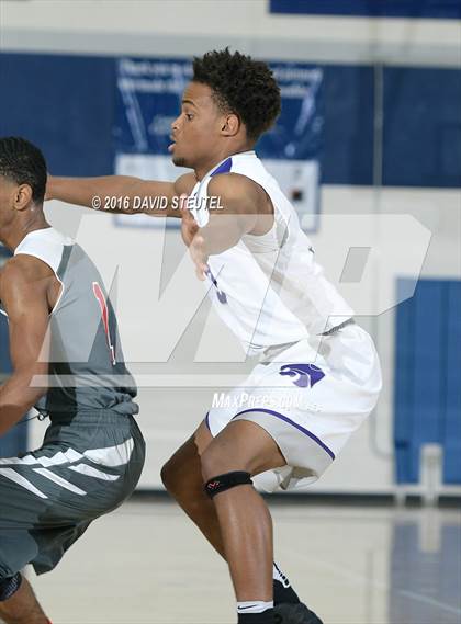 Thumbnail 3 in San Juan vs. Franklin (St. Hope Elite Classic) photogallery.