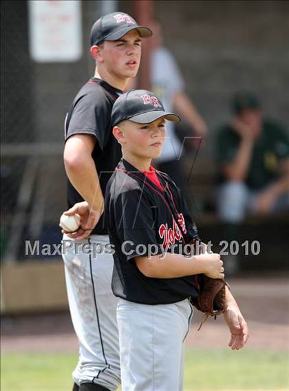 Thumbnail 2 in Bolivar-Richburg vs. Copenhagen (NYSPHSAA Class D Semifinal) photogallery.