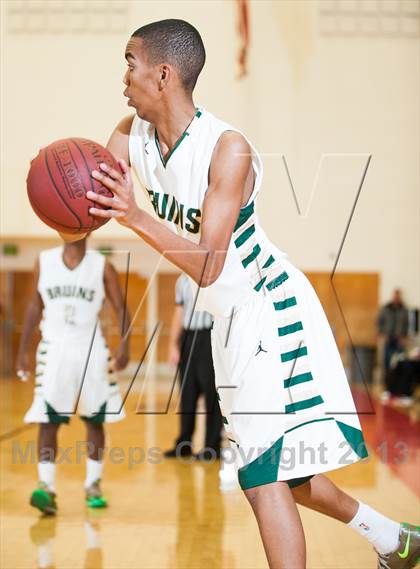 Thumbnail 2 in Valley Christian vs. St. Patrick-St. Vincent (Catholic School Winter Classic) photogallery.
