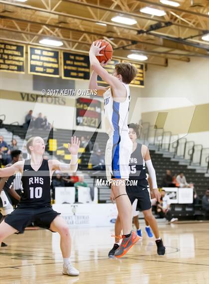 Thumbnail 3 in Hebron vs. Richardson (Tommy Thomas Cougar Classic) photogallery.