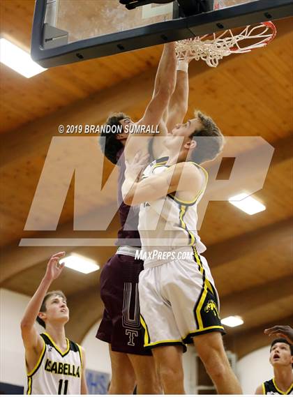 Thumbnail 1 in Thorsby vs. Isabella (Chilton County Tournament) photogallery.