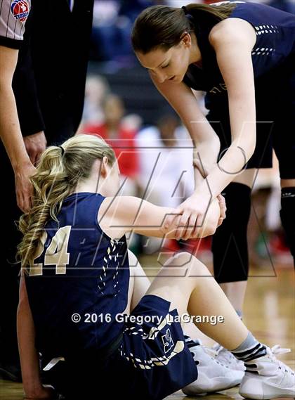 Thumbnail 3 in Keller vs. Allen photogallery.
