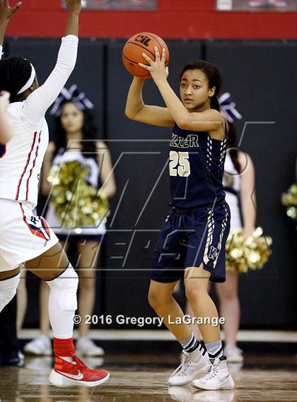 Thumbnail 2 in Keller vs. Allen photogallery.