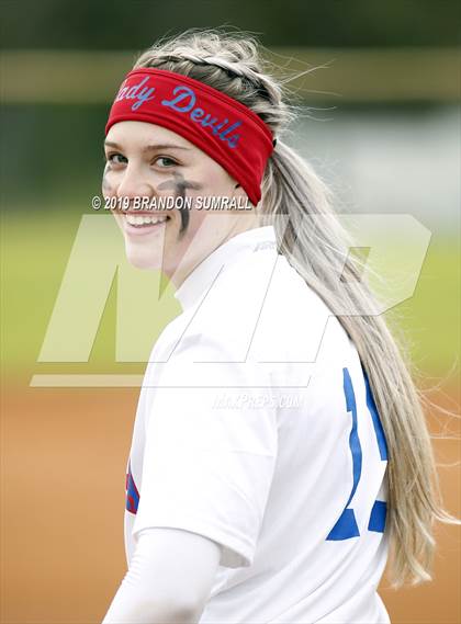 Thumbnail 2 in Verbena vs Thorsby (County Tournament) photogallery.