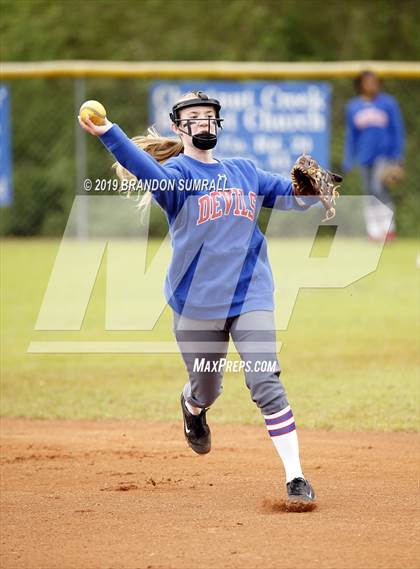 Thumbnail 3 in Verbena vs Thorsby (County Tournament) photogallery.