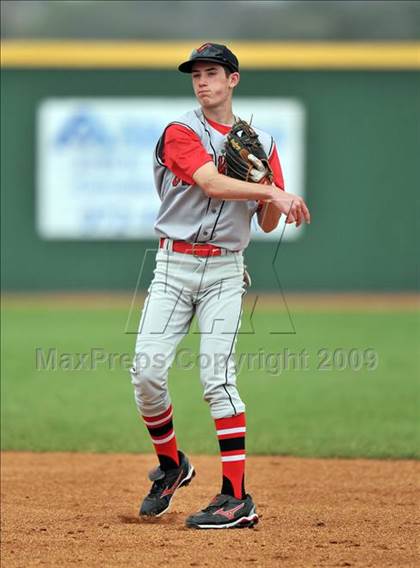 Thumbnail 3 in Creekview vs MacArthur (Carrollton Diamond Classic) photogallery.