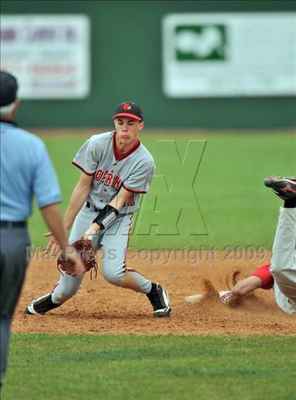 Thumbnail 2 in Creekview vs MacArthur (Carrollton Diamond Classic) photogallery.