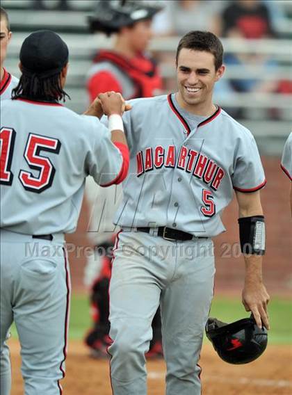 Thumbnail 3 in Creekview vs MacArthur (Carrollton Diamond Classic) photogallery.