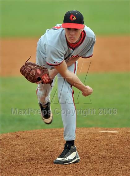 Thumbnail 2 in Creekview vs MacArthur (Carrollton Diamond Classic) photogallery.