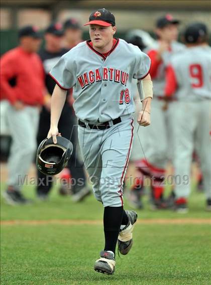 Thumbnail 3 in Creekview vs MacArthur (Carrollton Diamond Classic) photogallery.