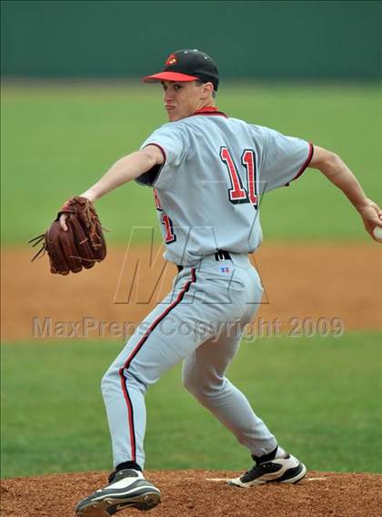 Thumbnail 2 in Creekview vs MacArthur (Carrollton Diamond Classic) photogallery.