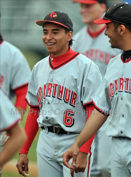 Thumbnail 1 in Creekview vs MacArthur (Carrollton Diamond Classic) photogallery.