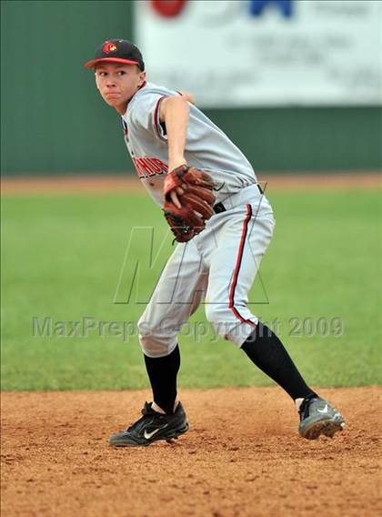 Thumbnail 2 in Creekview vs MacArthur (Carrollton Diamond Classic) photogallery.