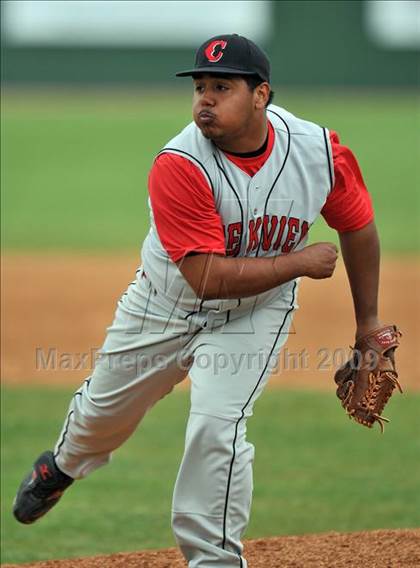 Thumbnail 3 in Creekview vs MacArthur (Carrollton Diamond Classic) photogallery.