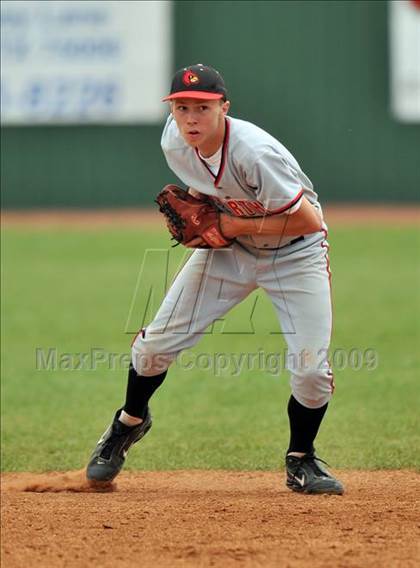 Thumbnail 3 in Creekview vs MacArthur (Carrollton Diamond Classic) photogallery.