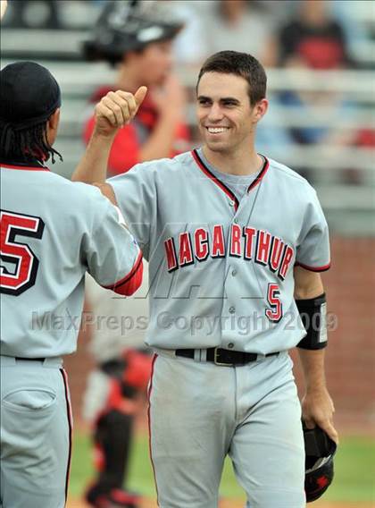 Thumbnail 2 in Creekview vs MacArthur (Carrollton Diamond Classic) photogallery.