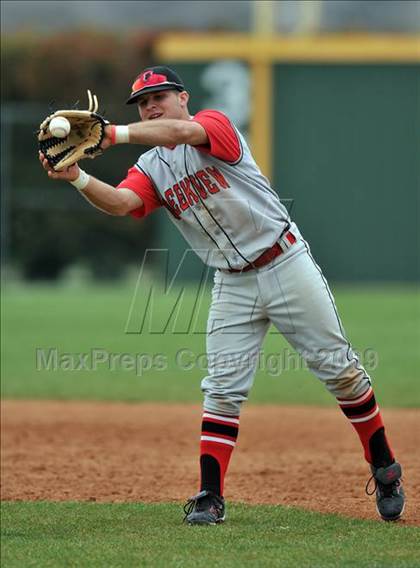 Thumbnail 1 in Creekview vs MacArthur (Carrollton Diamond Classic) photogallery.