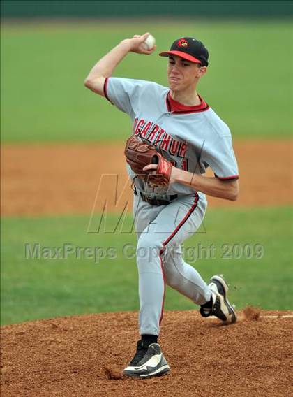 Thumbnail 3 in Creekview vs MacArthur (Carrollton Diamond Classic) photogallery.