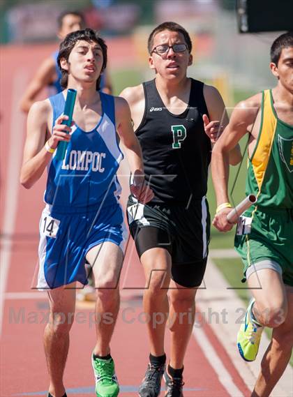 Thumbnail 2 in Ventura Invitational 4X800M Relay photogallery.