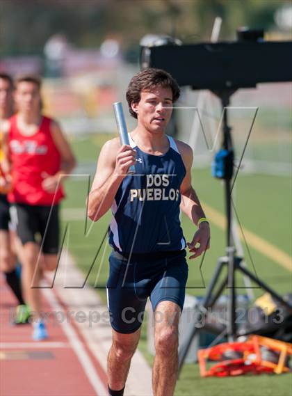Thumbnail 1 in Ventura Invitational 4X800M Relay photogallery.