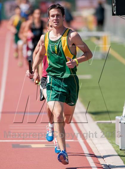 Thumbnail 3 in Ventura Invitational 4X800M Relay photogallery.