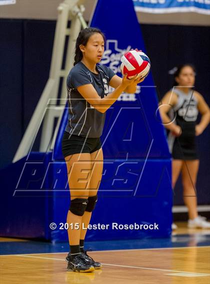 Thumbnail 3 in Clark vs. South San Antonio (UIL 6A Bi-District Playoff) photogallery.