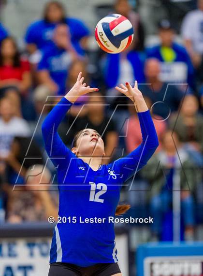 Thumbnail 1 in Clark vs. South San Antonio (UIL 6A Bi-District Playoff) photogallery.