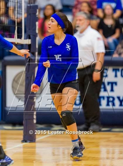 Thumbnail 2 in Clark vs. South San Antonio (UIL 6A Bi-District Playoff) photogallery.