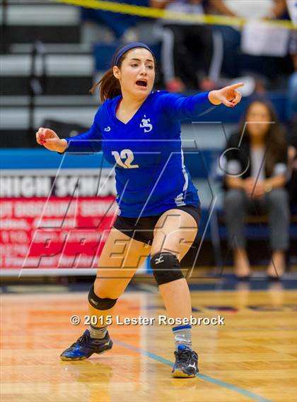 Thumbnail 3 in Clark vs. South San Antonio (UIL 6A Bi-District Playoff) photogallery.