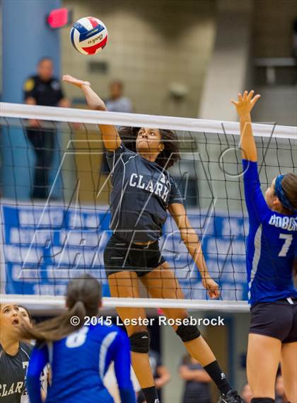 Thumbnail 2 in Clark vs. South San Antonio (UIL 6A Bi-District Playoff) photogallery.