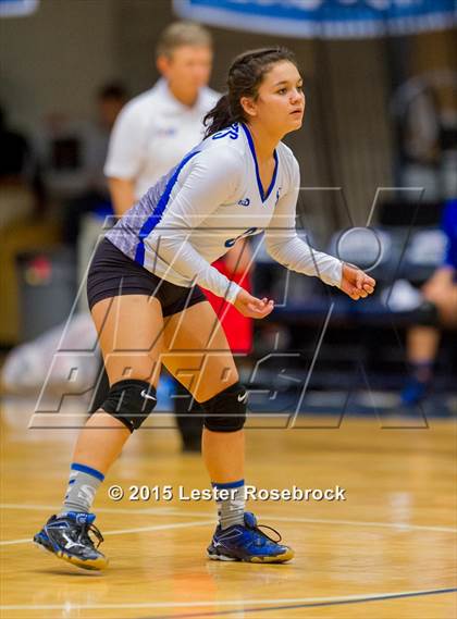 Thumbnail 2 in Clark vs. South San Antonio (UIL 6A Bi-District Playoff) photogallery.