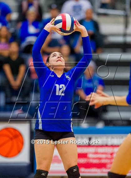 Thumbnail 1 in Clark vs. South San Antonio (UIL 6A Bi-District Playoff) photogallery.