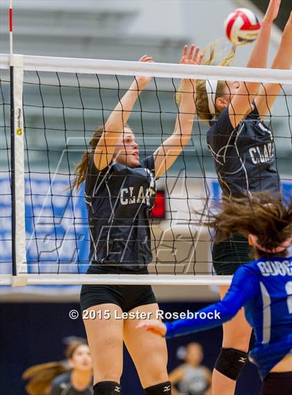 Thumbnail 3 in Clark vs. South San Antonio (UIL 6A Bi-District Playoff) photogallery.