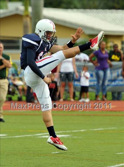 Thumbnail 3 in University @ Chaminade-Madonna photogallery.