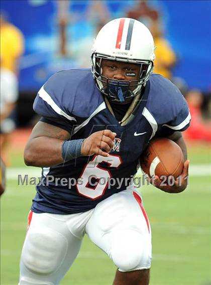 Thumbnail 2 in University @ Chaminade-Madonna photogallery.