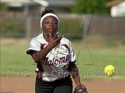 Thumbnail 3 in Inderkum @ Natomas photogallery.