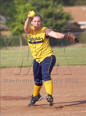 Thumbnail 2 in Inderkum @ Natomas photogallery.
