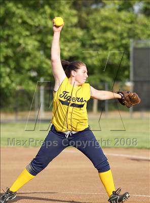 Thumbnail 3 in Inderkum @ Natomas photogallery.