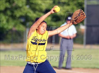 Thumbnail 2 in Inderkum @ Natomas photogallery.